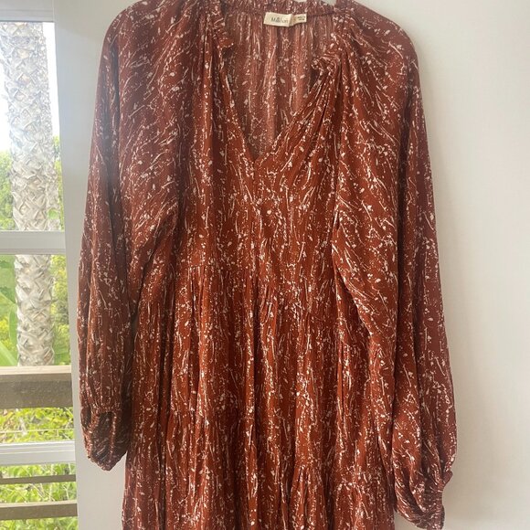 Millibon Dresses & Skirts - Millibon Long-Sleeve, V-Neck Babydoll Mini‎ Dress, Size Small